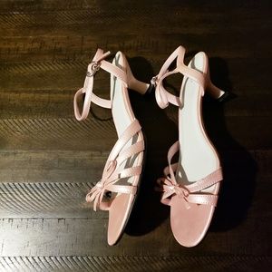 Fionr Pink 1 1/2 inch Heels for Woman Size Eight